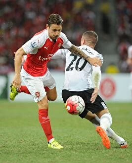 Images Dated 18th July 2015: Arsenal vs. Everton: Clash in the 2015 Barclays Asia Trophy, Singapore