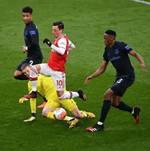 Arsenal V Everton 2019-20 Prints: Arsenal vs Everton: Ozil Faces Tough Challenge from Everton Defenders