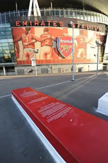 Arsenal vs. Everton: Premier League Clash at Emirates Stadium (December 2011)
