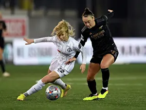 FC Zurich Frauen V Arsenal Women 2022-23 Prints: Arsenal vs. FC Zurich: Women's UEFA Champions League Clash in Schaffhausen
