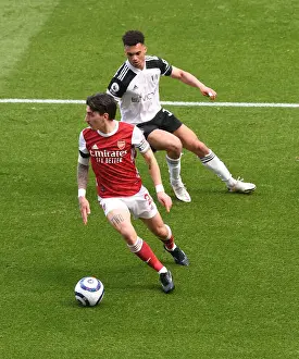 Arsenal vs Fulham: Hector Bellerin in Action at Empty Emirates Stadium, Premier League 2020-21