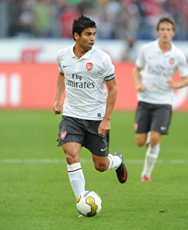 Hannover 96 V Arsenal 2009-10 Prints: Arsenal vs. Hannover 96: 2009-10 Season Match