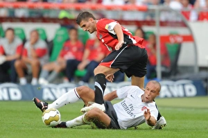 Hannover 96 V Arsenal 2009-10 Prints: Arsenal vs. Hannover 96: 2009-10 Season Match