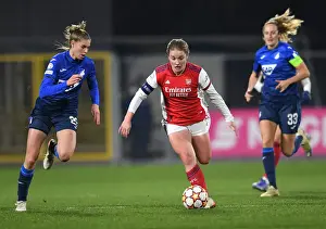 Hoffenhiem V Arsenal Women 2021-22 Prints: Arsenal vs. Hoffenheim: Battle in the UEFA Women's Champions League (December 2021)