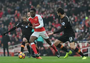 Arsenal vs Hull City: Welbeck Takes on Ranocchia in Premier League Clash