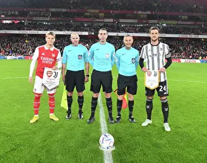 Arsenal V Juventus 2022-23 Prints: Arsenal vs Juventus: Pennant Exchange at the Emirates Stadium (2022-23)