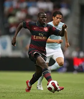 Arsenal vs. Lazio: Manu Eboue's Duel in Amsterdam - Arsenal 2:1