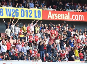 Images Dated 8th May 2022: Arsenal vs Leeds United: Passionate Fan Moment at Emirates Stadium (2021-22)