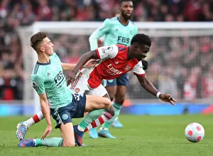 Arsenal V Leicester City 2021-22 Prints: Arsenal vs Leicester City: Bukayo Saka in Action at the Emirates Stadium