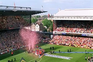 Arsenal vs Leicester City: FA Premiership Showdown at Highbury, London (15/5/04)