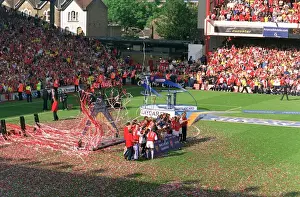 Arsenal vs Leicester City: FA Premiership Battle at Highbury, May 15, 2004