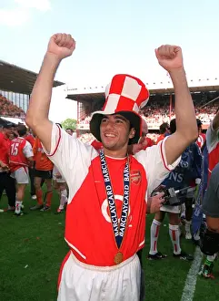 Arsenal V Leicester City Prints: Arsenal vs Leicester City: FA Premiership Showdown, May 15, 2004, Highbury, London