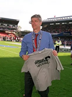 Arsenal vs Leicester City: FA Premiership Showdown, May 15, 2004, Highbury, London