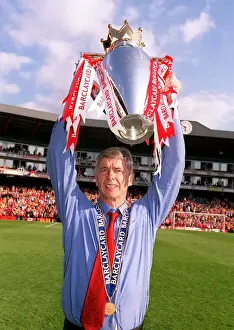 Arsenal vs Leicester City: FA Premiership Showdown at Highbury, London (15/05/04)