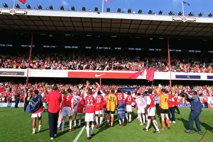Arsenal V Leicester City Prints: Arsenal vs Leicester City: FA Premiership Showdown - May 15, 2004, Highbury, London