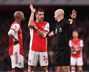 Arsenal vs Leicester City: Granit Xhaka's Handball Controversy - Premier League 2021-22