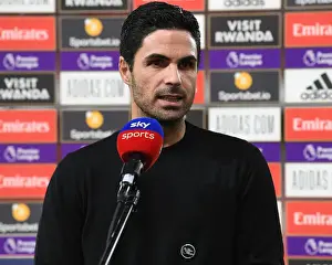 Arsenal vs Leicester City: Mikel Arteta's Pre-Match Strategies (2020-21, Emirates Stadium)