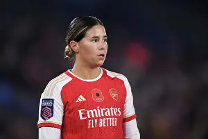 Arsenal vs Leicester City: Women's Super League Showdown at The King Power Stadium