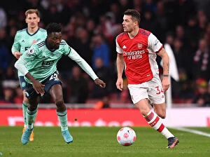 Arsenal v Leicester City 2021-22 Collection: Arsenal vs Leicester City: Xhaka vs Ndidi Clash in Premier League Showdown