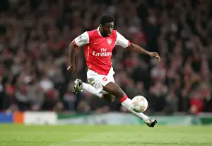 Arsenal vs. Liverpool: Kolo Toure's Battle in the Champions League Quarters, 1-1 Stalemate at Emirates Stadium (2008)