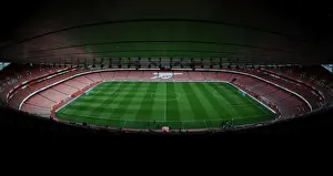 Arsenal V Liverpool 2016-17 Prints: Arsenal vs Liverpool: Premier League Showdown at Emirates Stadium