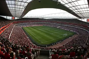 Arsenal V Manchester City 2009-10 Prints: Arsenal vs Manchester City 0-0: A Premier League Stalemate at Emirates Stadium (2010)
