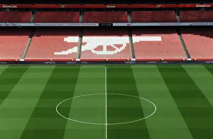 Arsenal V Manchester City 2013/14 Prints: Arsenal vs Manchester City: Emirates Stadium Battle, Premier League 2013/14