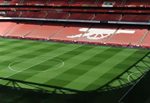 Arsenal V Manchester City 2013/14 Prints: Arsenal vs Manchester City: Emirates Stadium Battle, Premier League 2013/14