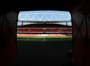 Arsenal V Manchester City 2013/14 Prints: Arsenal vs Manchester City: Emirates Stadium Showdown, Premier League 2013/14