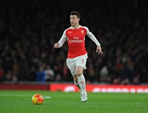 Arsenal v Manchester City 2015-16 Collection: Arsenal vs Manchester City: Koscielny in Action at the Emirates Stadium (2015-16)