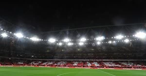 Arsenal v Manchester City 2015-16 Collection: Arsenal vs Manchester City: Premier League Showdown at Emirates Stadium (December 2015)