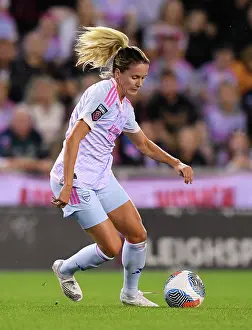 Manchester United Women V Arsenal Women 2023-24 Prints: Arsenal vs Manchester United: Barclays Women's Super League Showdown