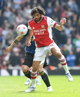 Arsenal V Manchester United 2021-22 Prints: Arsenal vs Manchester United: Elneny in Action at the Emirates Stadium (Premier League 2021-22)