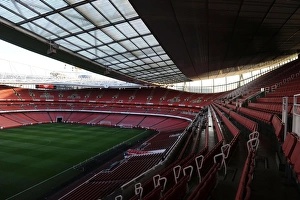 Arsenal V Manchester United 2013-14 Prints: Arsenal vs Manchester United: Emirates Stadium, Premier League Showdown (2013-14)