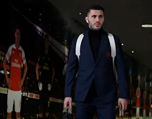Arsenal V Manchester United FA Cup 2018-19 Prints: Arsenal vs Manchester United: FA Cup Showdown at Emirates Stadium