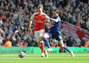 Arsenal vs Manchester United: Holding vs Darmian - Premier League Showdown