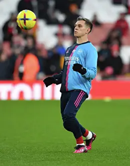 Arsenal vs Manchester United: Leandro Trossard Warms Up Ahead of Premier League Clash (2022-23)