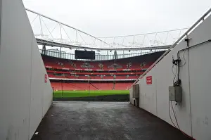 Arsenal V Manchester United 2014-15 Prints: Arsenal vs Manchester United: Premier League Clash at Emirates Stadium