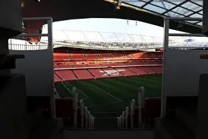 Arsenal vs Manchester United: Premier League Clash at Emirates Stadium (2013-14)