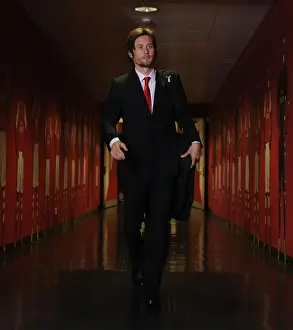 Arsenal V Manchester United 2014-15 Prints: Arsenal vs Manchester United: Rosicky's Determination at Emirates Stadium (2014-15)