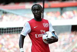 Arsenal V New York Red Bulls 2011-12 Prints: Arsenal vs New York Red Bulls: Bacary Sagna's Determined Performance at the Emirates Cup