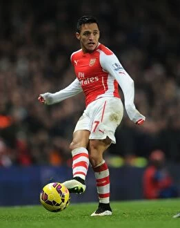 Arsenal v Newcastle United 2014/15 Collection: Arsenal vs Newcastle United: Alexis Sanchez in Action, Premier League 2014/15