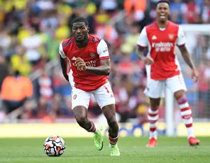Arsenal vs Norwich City: Maitland-Niles in Action at Emirates Stadium (2021-22)