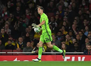 Arsenal vs Nottingham Forest: Emi Martinez in Action at Carabao Cup Third Round