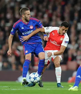 Arsenal V Olympiacos 2015/16 Prints: Arsenal vs. Olympiacos: Clash in the Champions League (2015/16)