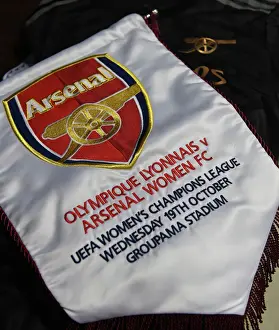Olympic Lyonnais V Arsenal Women 2022-23 Prints: Arsenal vs. Olympique Lyonnais: Group C - UEFA Women's Champions League Showdown in Lyon