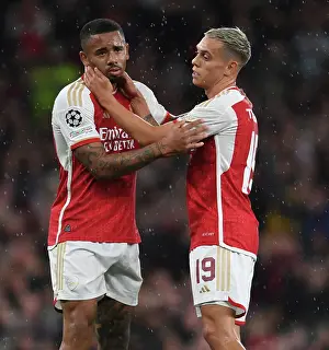 Arsenal V PSV Eindhoven 2023-24 Prints: Arsenal vs PSV Eindhoven: Battle in the Champions League Group Stage, 2023-24