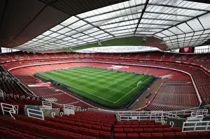 Arsenal vs. Queens Park Rangers: 2012-13 Premier League Showdown at Emirates Stadium
