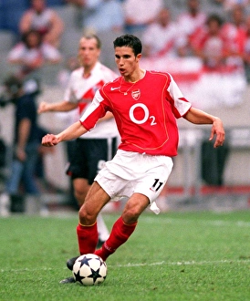 Arsenal vs River Plate: Clash at the Amsterdam Arena, 2004