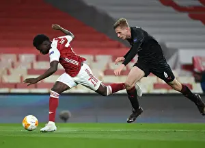 Arsenal vs Slavia Praha: Bukayo Saka Tripped in UEFA Europa League Quarterfinal Amid Empty Stands